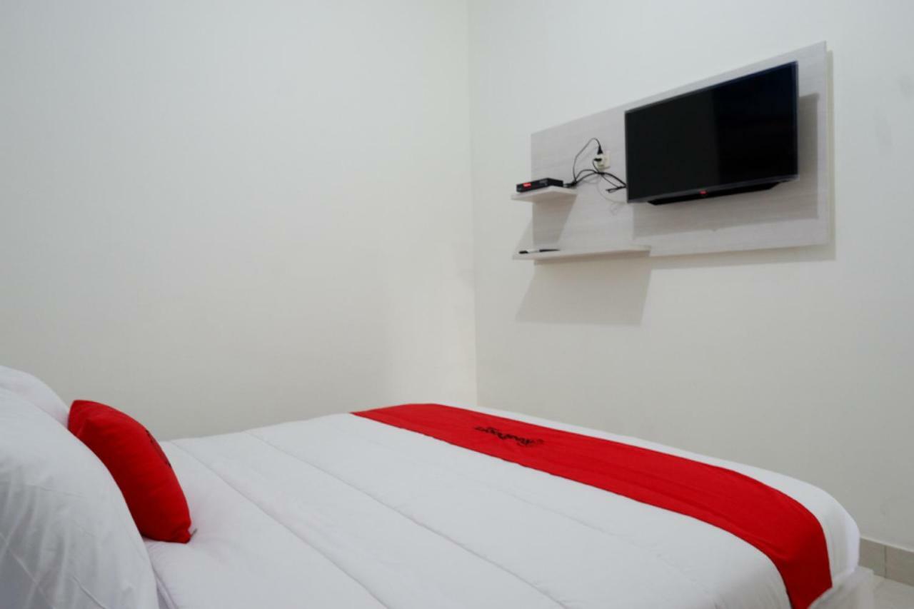 เรดดอร์ซ เนียร์ มาตาราม ยูนิเวอร์ซิตี้ Hotel มาตารัม ภายนอก รูปภาพ